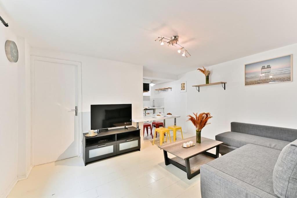Appartement Proche Canal Saint Martin Párizs Kültér fotó