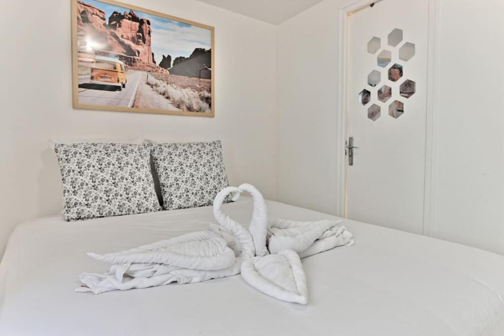 Appartement Proche Canal Saint Martin Párizs Kültér fotó